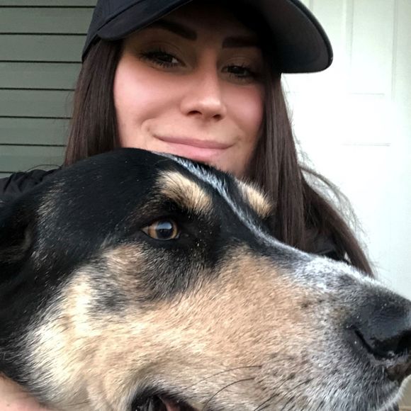 Meet your Posher, Valerie - Picture 1 of 1